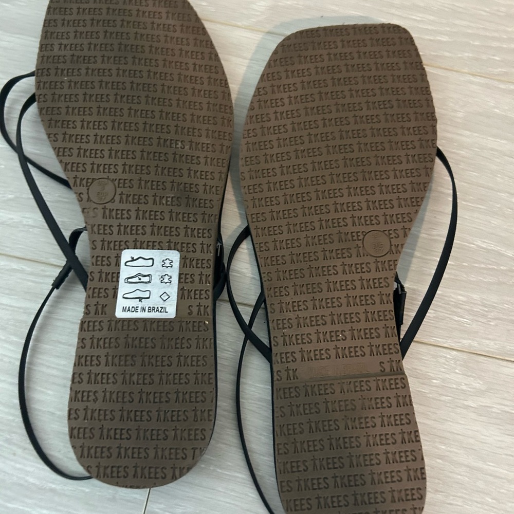 TKEES Millie Strappy Square toe sandal - Picture 3 of 3